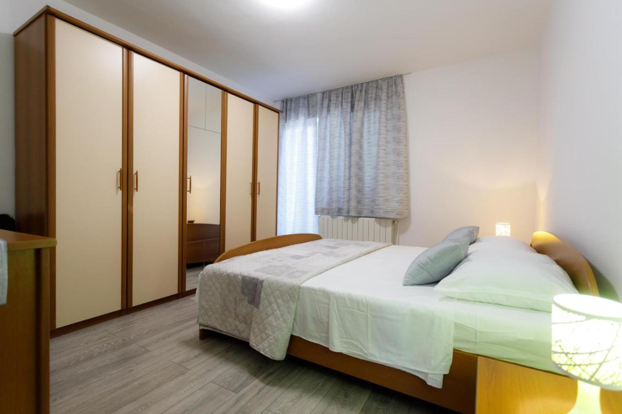 Apartman Laura Krk Town Dış mekan fotoğraf